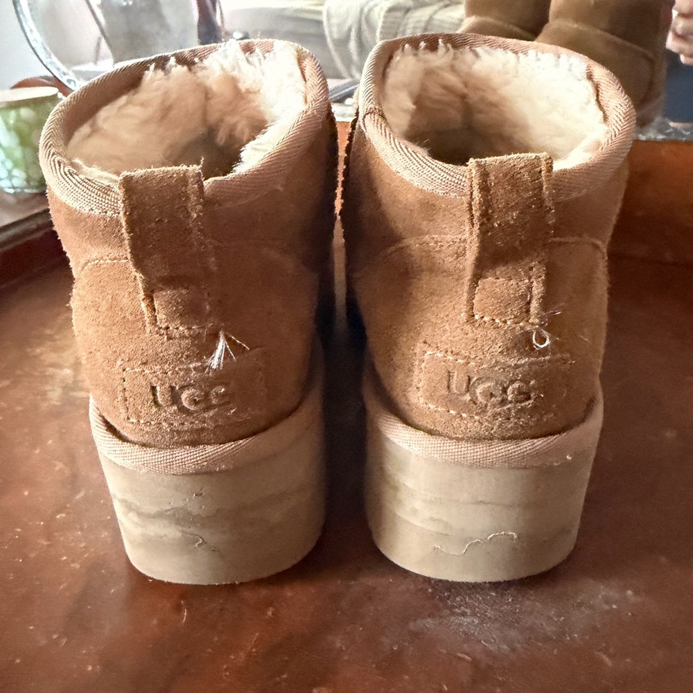 UGG Ultra Mini Platform Boots - Picture 3 of 3